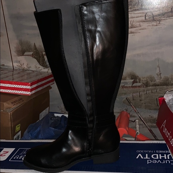 Tall Boots - Picture 4 of 4